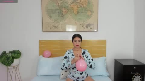Snapshot of dulce_victoriaa_ chatting on September 11, 4:02 am V I C T O R I A online show from September 11, 4:02 am