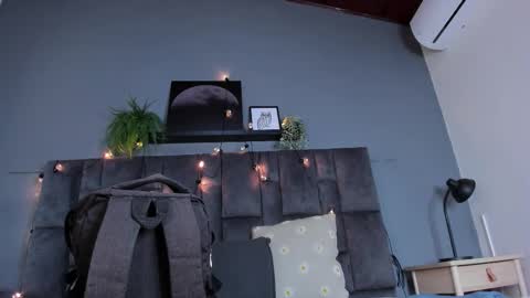 DULCE AURORA online show from March 5, 2:51 am