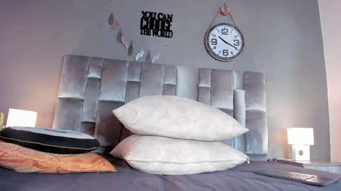 Snapshot of dulceaurora_ chatting on January 9, 3:15 am DULCE AURORA online show from January 9, 3:15 am