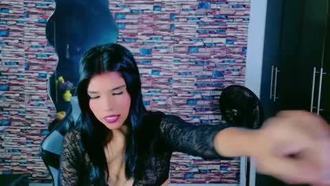 Snapshot of dulcemystery chatting on October 5, 10:26 pm dulcemystery online show from October 5, 10:26 pm