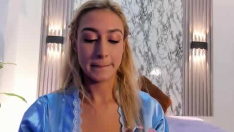 dulcinea 2 online show from October 14, 7:16 pm