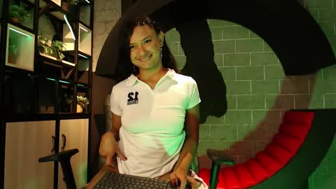 duskybeautyy online show from February 21, 5:57 pm