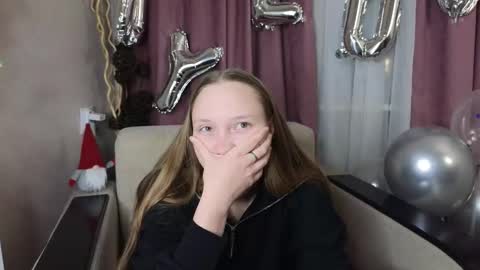 Jenny online show from February 24, 8:07 pm