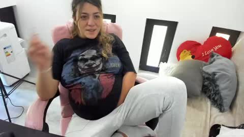 dayana online show from June 3, 5:30 am