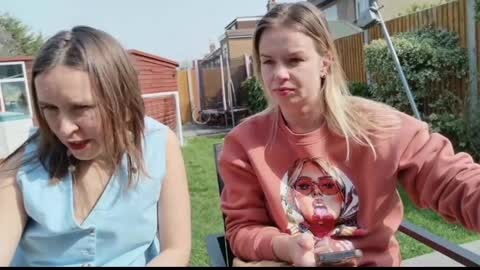 Nadia Ferreira  online show from March 23, 12:11 pm