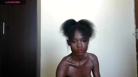 Ebony online show from December 14, 7:03 am