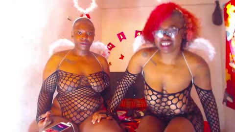 chayna smith online show from November 30, 4:11 pm