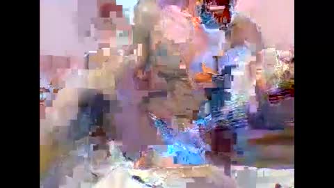 ebony_lisaaa online show from April 8, 7:32 am