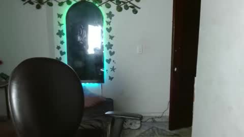 ebony_luna1 online show from April 16, 5:12 pm