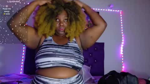 LINA  online show from February 3, 12:32 am