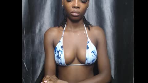 Ella online show from March 19, 7:24 am