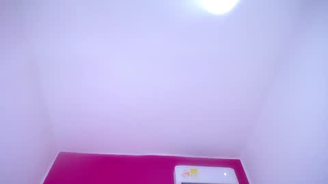 Snapshot of ebony_sugar_mommy chatting on January 18, 7:17 am MILENA online show from January 18, 7:17 am