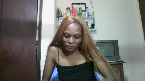 Snapshot of ebonyqueen4 chatting on October 5, 9:14 am JACKLINE online show from October 5, 9:14 am
