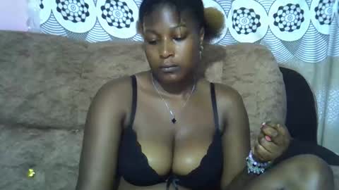 pretty online show from March 17, 8:18 am