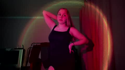 April online show from January 7, 9:40 pm