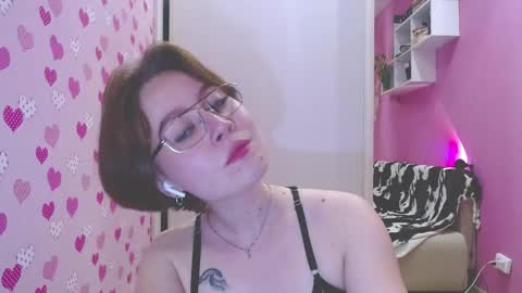 ecstasys_ online show from May 1, 9:07 pm