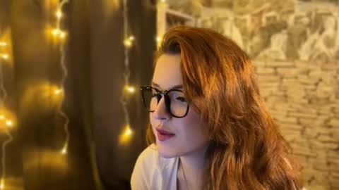 Snapshot of edithafarro chatting on January 13, 11:17 pm Friendly neighbourhoud redhead online show from January 13, 11:17 pm