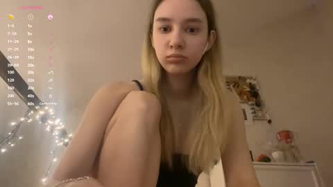 Dana online show from October 21, 6:56 pm