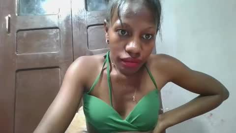 edwige770943 online show from May 23, 8:34 am