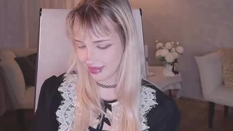 EVA NON NUDE online show from March 24, 6:57 pm