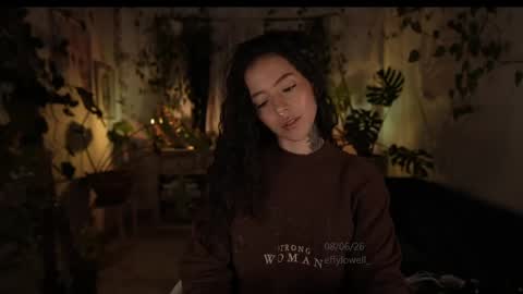 Effy online show from June 9, 1:38 am