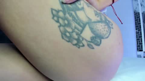 Snapshot of ehotloveaxxx chatting on January 12, 12:55 pm Valery online show from January 12, 12:55 pm