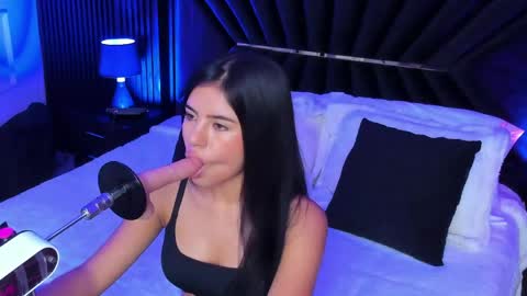 Eilie online show from May 7, 8:56 pm