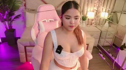 eimy__2 online show from September 29, 3:22 am