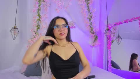 eimy_rosse18 online show from February 9, 12:29 pm