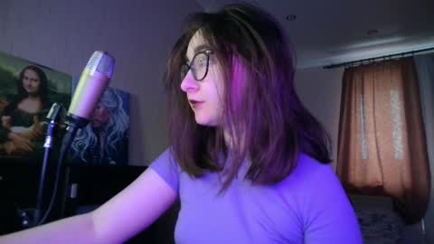 Snapshot of el_sweety chatting on January 24, 10:11 am If you like it when I meow give me a thumbs up online show from January 24, 10:11 am