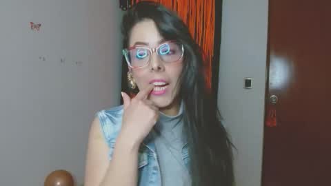 ela_3611 online show from October 5, 3:11 am