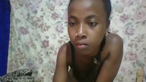 elalia1234 online show from November 28, 12:19 pm