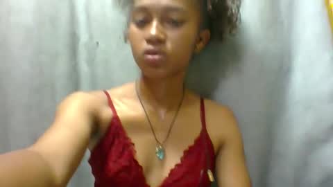 elaliealdy online show from October 7, 4:11 pm