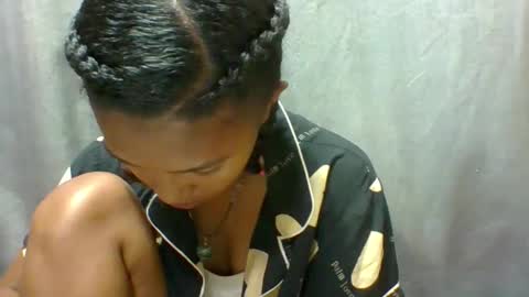 elaliealdy online show from October 31, 6:50 am