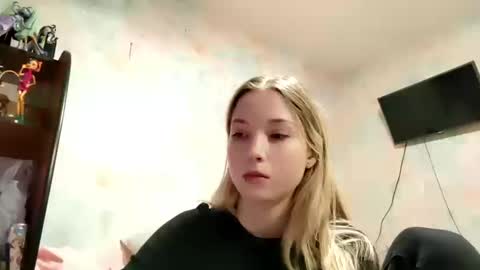 MIa online show from March 12, 10:40 am