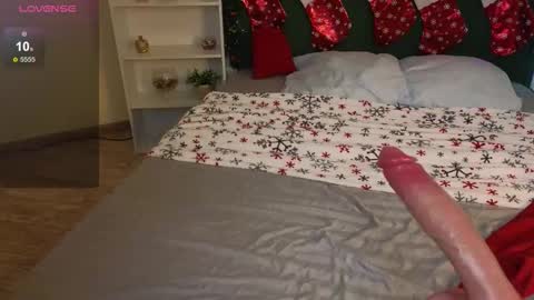 Tonya online show from December 5, 6:53 pm