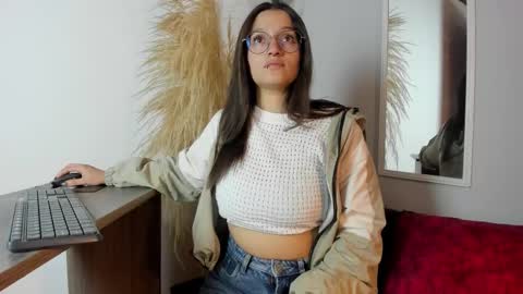 Elecktra online show from March 16, 7:40 pm