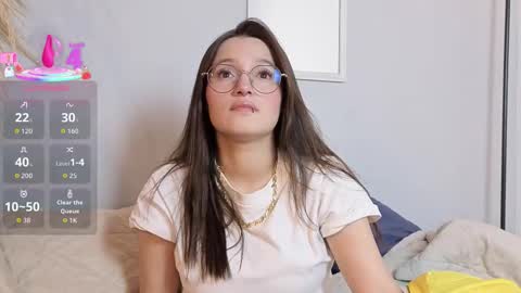 Elecktra online show from February 24, 7:45 pm