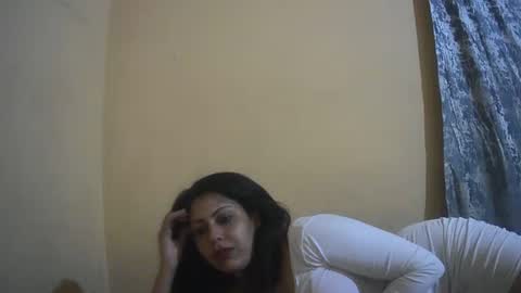 Isabella online show from December 4, 8:31 pm