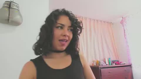 Elektra online show from December 23, 3:33 pm