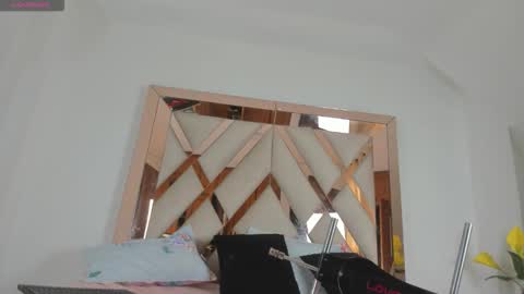 Elena online show from February 2, 7:24 pm