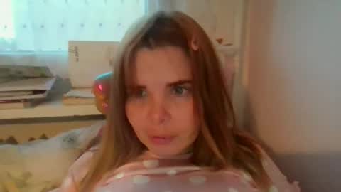 Elena online show from December 18, 2:44 pm