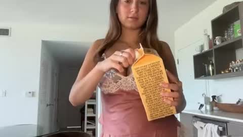Elena online show from June 14, 3:34 pm