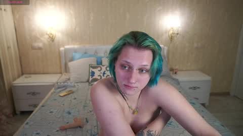 Luna online show from April 4, 9:13 pm