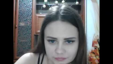 EliasynWoiues online show from March 12, 5:15 pm