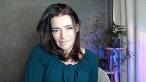 Elina online show from October 4, 11:20 pm