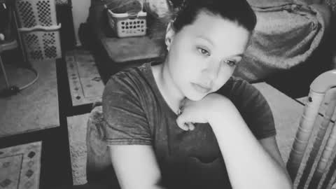 ElinaReign   online show from September 21, 2:43 am