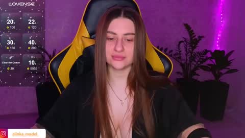 Snapshot of elinkalove chatting on February 9, 6:05 pm Elina online show from February 9, 6:05 pm