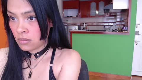 Elisa Diaz online show from January 1, 5:33 pm