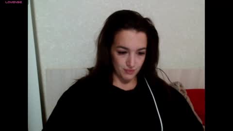 Snapshot of elisa_dove208 chatting on October 5, 1:38 pm elisa_dove208 online show from October 5, 1:38 pm